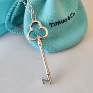 TIFFANY & CO.Sterling Silver Tiffany Key Pendant Necklace